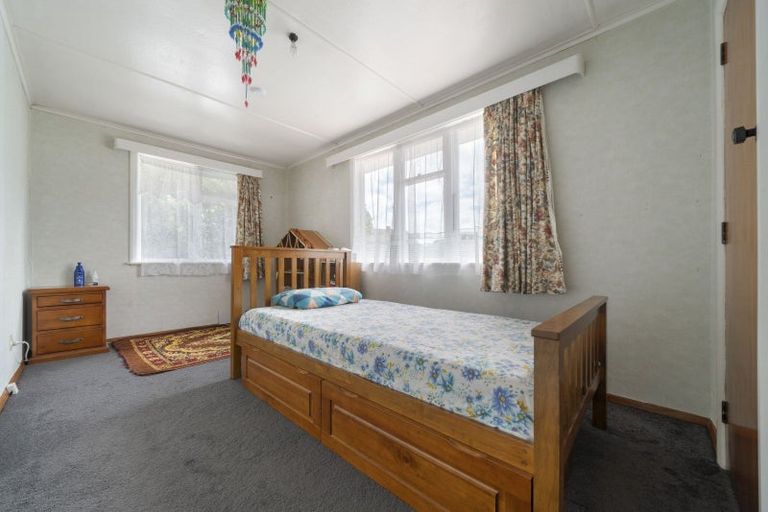 Photo of property in 14 Belfast Place, Roslyn, Palmerston North, 4414