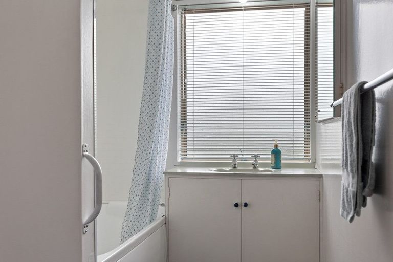 Photo of property in 1/32 Ranfurly Street, St Albans, Christchurch, 8014