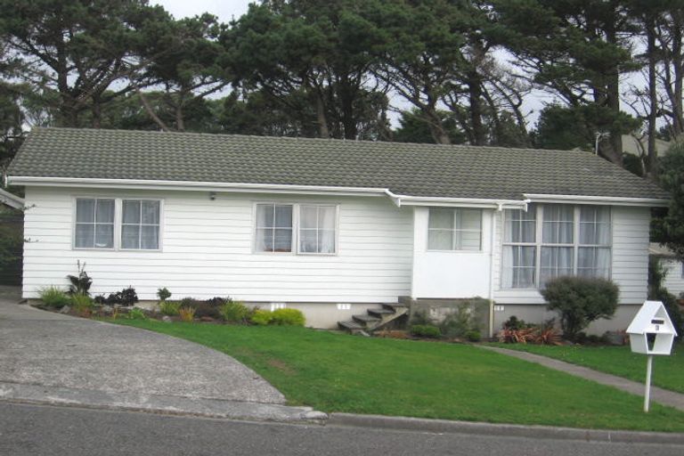 Photo of property in 3 Salem Court, Churton Park, Wellington, 6037