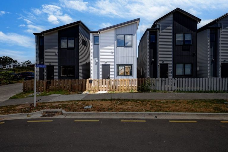 Photo of property in 4 Tukauri Place, Papakura, 2110