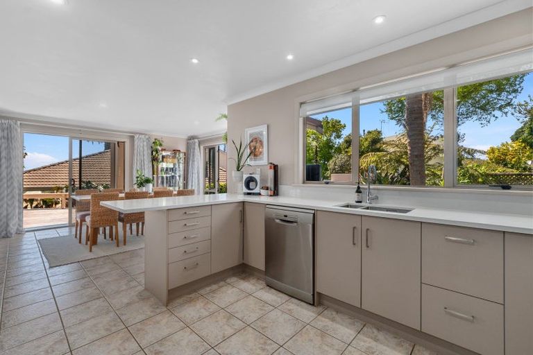 Photo of property in 228b Welcome Bay Road, Welcome Bay, Tauranga, 3112