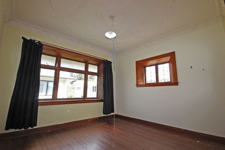 Photo of property in 355 College Street, West End, Palmerston North, 4410