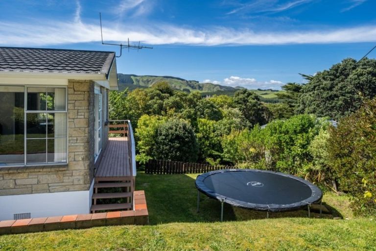 Photo of property in 11 Kotipu Place, Pukerua Bay, 5026