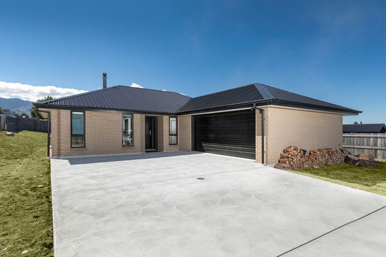Photo of property in 4 Muscovy Lane, Lake Hawea, Wanaka, 9382