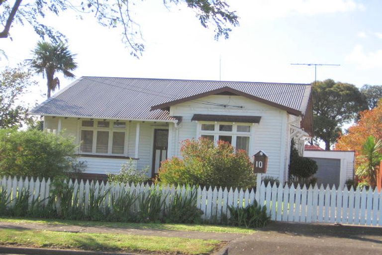 Photo of property in 10 Boundary Road, Clover Park, Auckland, 2019