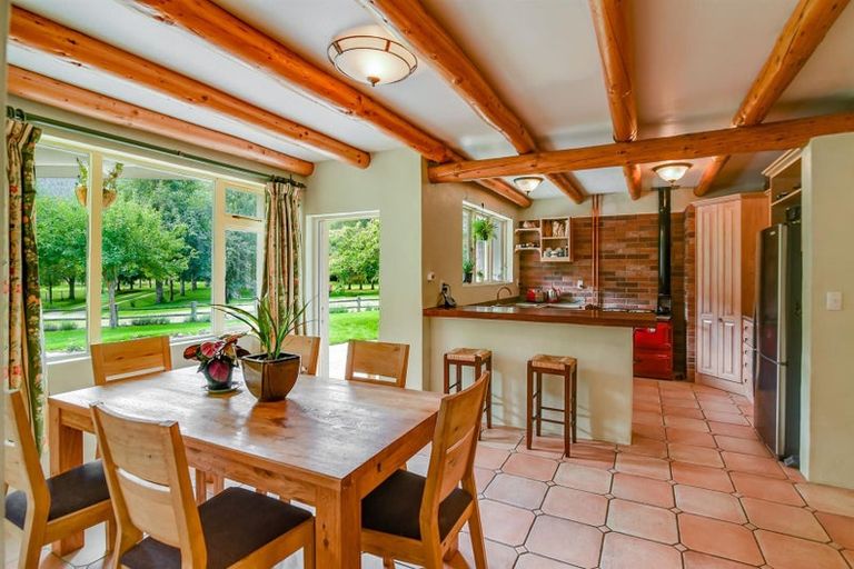 Photo of property in 752 Malaghans Road, Speargrass Flat, Queenstown, 9371