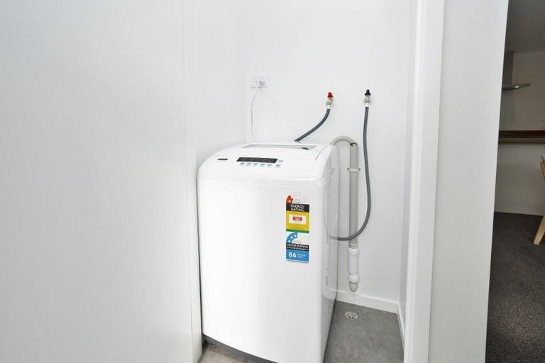 Photo of property in 16/10 Burrows Place, Frankton, Hamilton, 3204