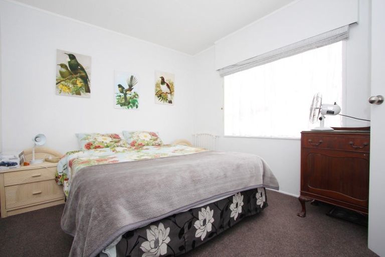 Photo of property in 104 Hetherington Road, Whangamata, 3620