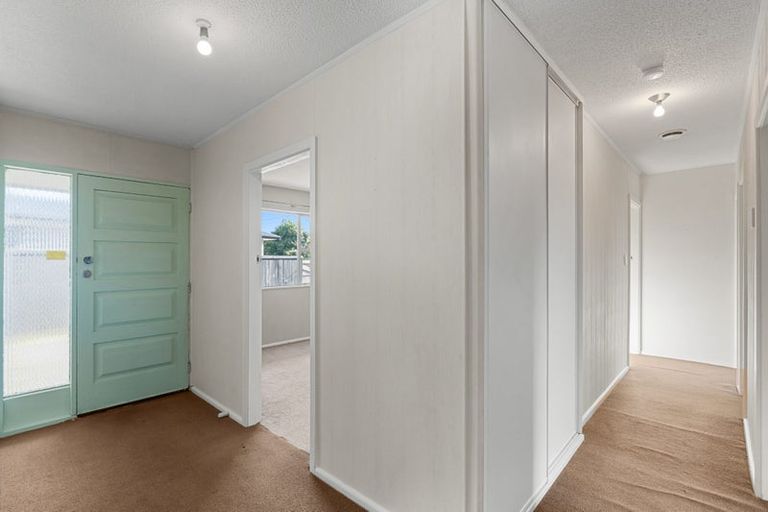 Photo of property in 36 Seymour Street, Hornby, Christchurch, 8042