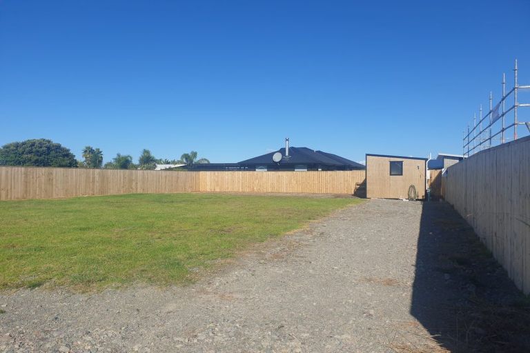 Photo of property in 60 Reel Road, Waihi Beach, 3611