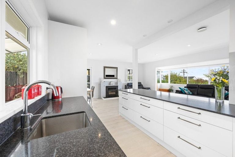 Photo of property in 96 Sunrise Avenue, Mairangi Bay, Auckland, 0630