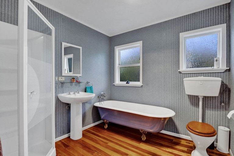 Photo of property in 10 Melrose Street, Spotswood, New Plymouth, 4310