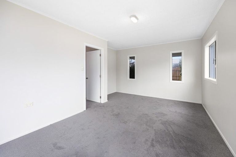 Photo of property in 13 Green Lane, Hawera, 4610