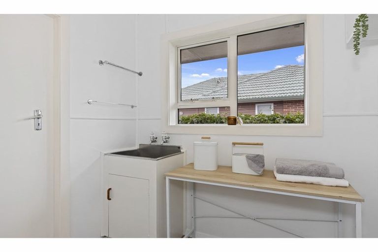 Photo of property in 61 English Street, Sockburn, Christchurch, 8042