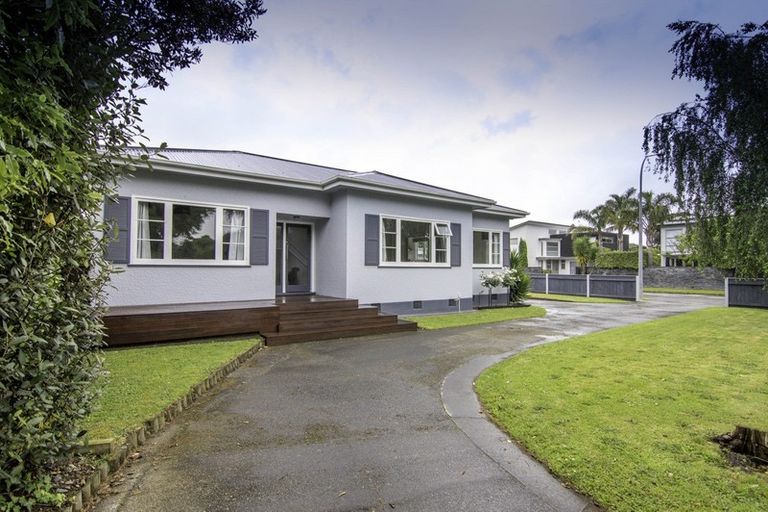 Photo of property in 293 Fitzherbert Avenue, West End, Palmerston North, 4410