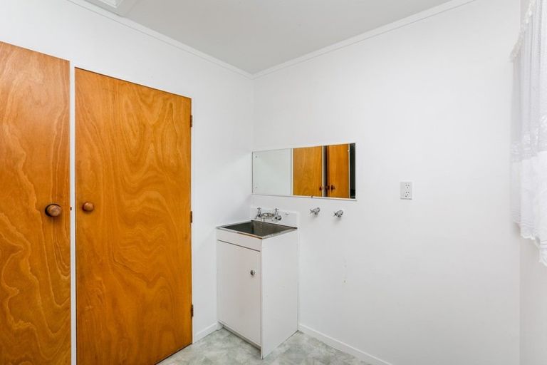 Photo of property in 1/6 Wicklow Place, Bell Block, New Plymouth, 4312