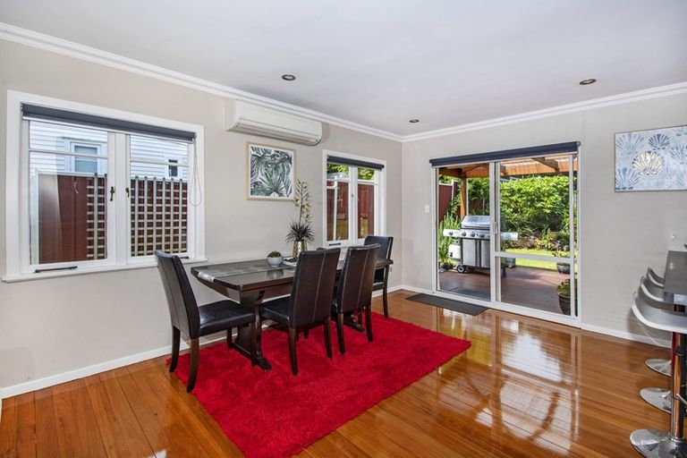 Photo of property in 15 Tarewa Road, Morningside, Whangarei, 0110