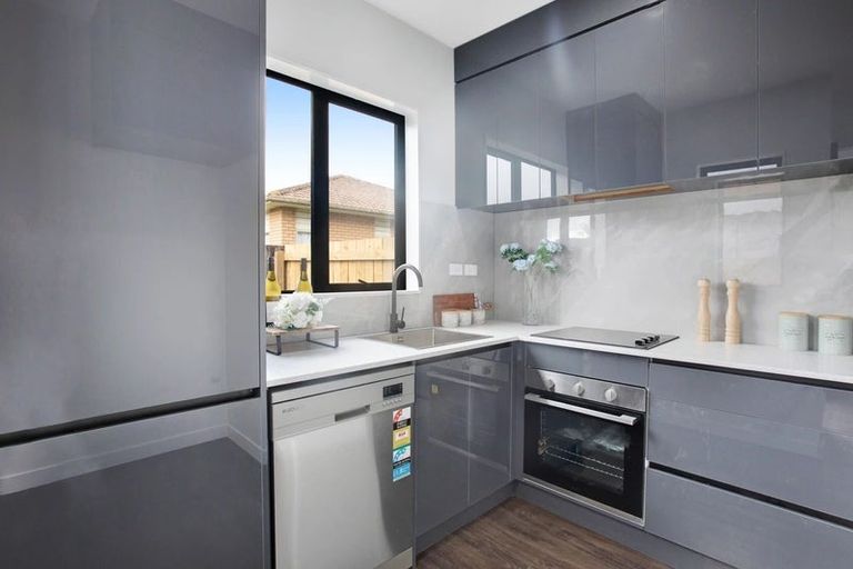 Photo of property in 4/32 Airfield Road, Takanini, 2112