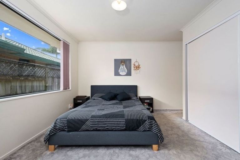 Photo of property in 19 Webb Place, Papamoa Beach, Papamoa, 3118