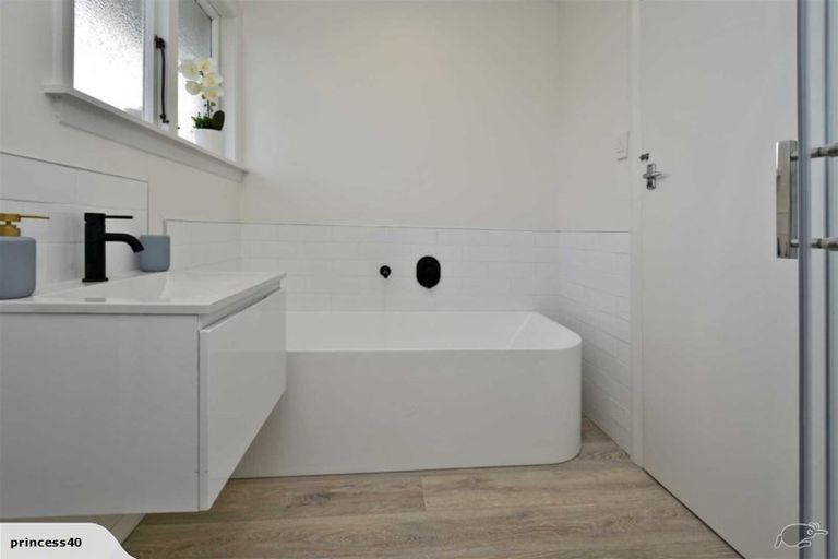 Photo of property in 27 Greenwood Close, Mairehau, Christchurch, 8013