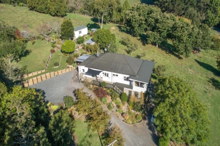 Photo of property in 268 Neavesville Road, Puriri, Thames, 3578