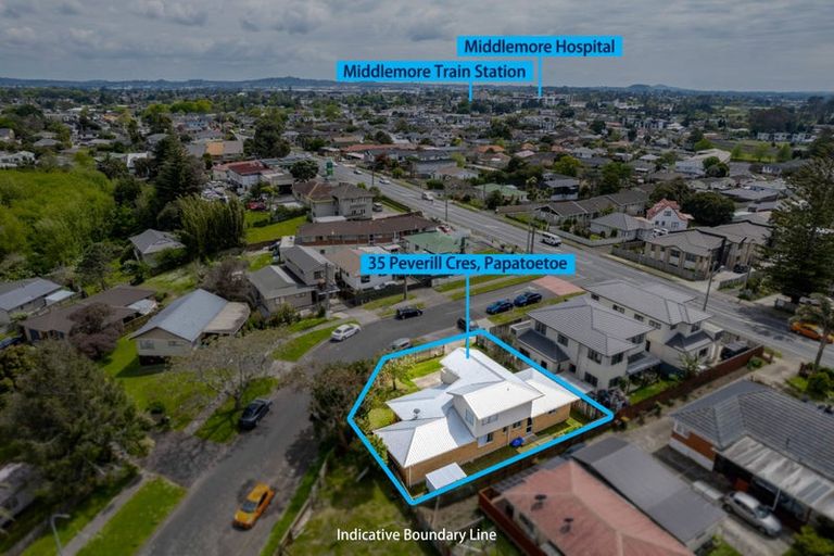 Photo of property in 35 Peverill Crescent, Papatoetoe, Auckland, 2025