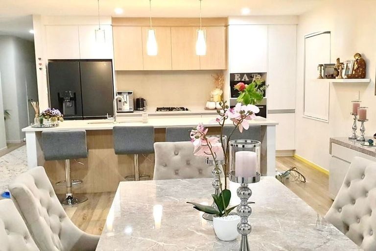 Photo of property in 10 Wairepo Street, Takanini, 2112