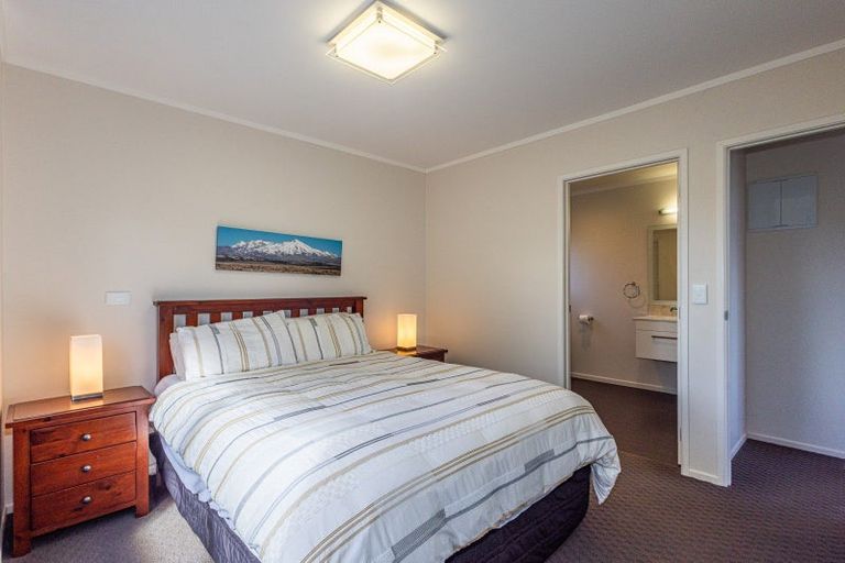 Photo of property in 18 Snowmass Drive, Ohakune, 4625