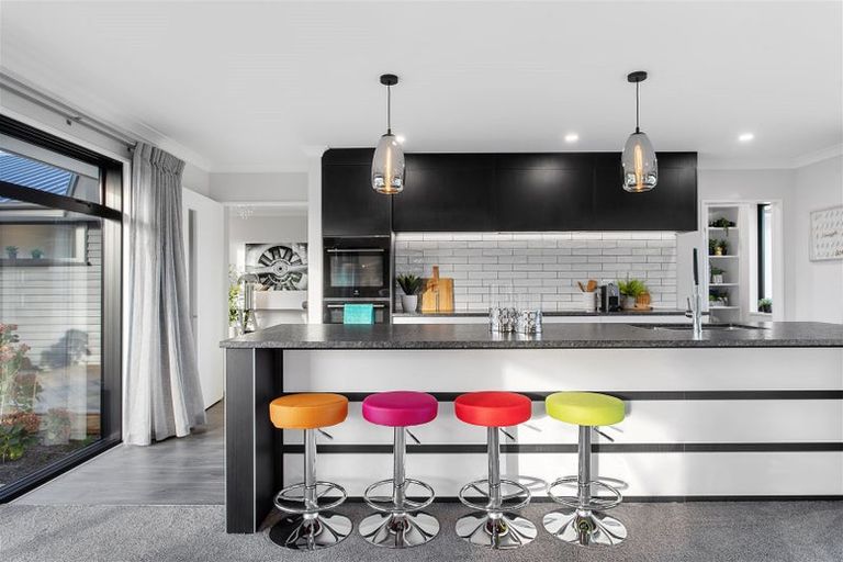 Photo of property in 8 Te Haunui Lane, Pegasus, 7612