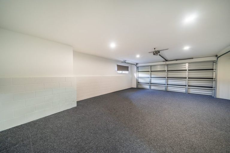 Photo of property in 12 Lanyon Place, Whitby, Porirua, 5024