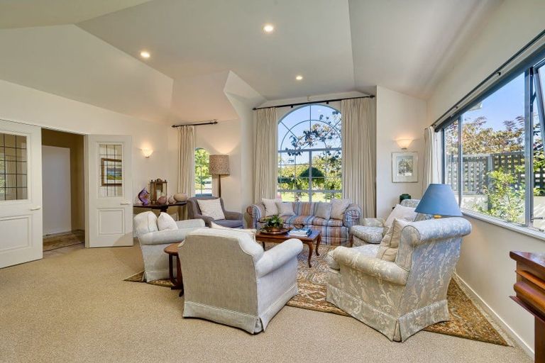 Photo of property in 6 Kingsgate Close, Havelock North, 4130