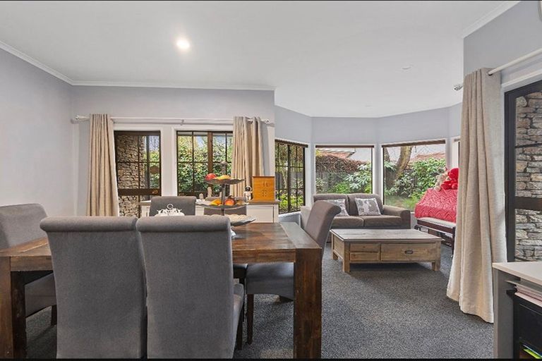 Photo of property in 125 Grahams Road, Burnside, Christchurch, 8053