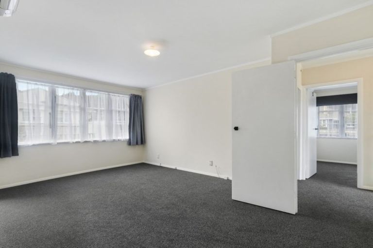 Photo of property in 101 Kowhai Street, Naenae, Lower Hutt, 5011
