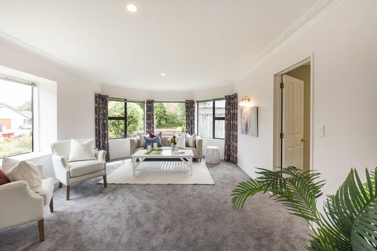 Photo of property in 15a Phoenix Avenue, Hokowhitu, Palmerston North, 4410