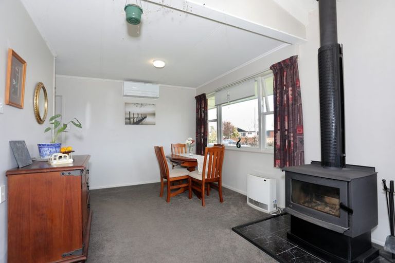 Photo of property in 15 Kennedy Avenue, Feilding, 4702