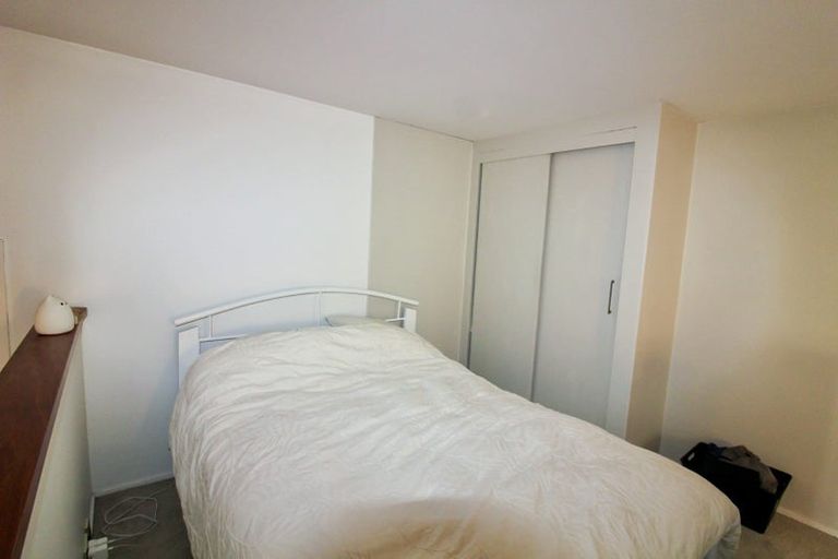 Photo of property in Hannahs Warehouse Apartments, 21/13 Leeds Street, Te Aro, Wellington, 6011