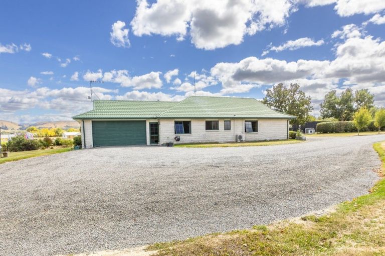 Photo of property in 1 Chamberry Drive, Waipukurau, 4282