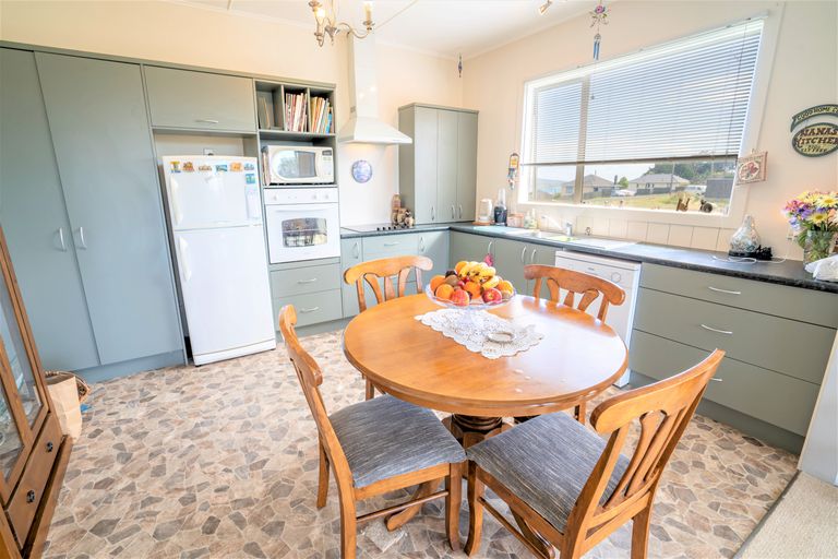 Photo of property in 5 Pearce Street, Bluff, 9814