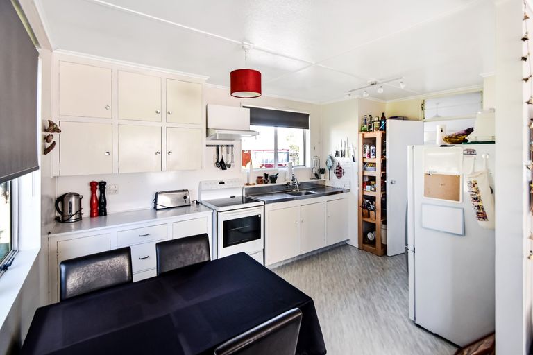 Photo of property in 58 Omahau Crescent, Twizel, 7901