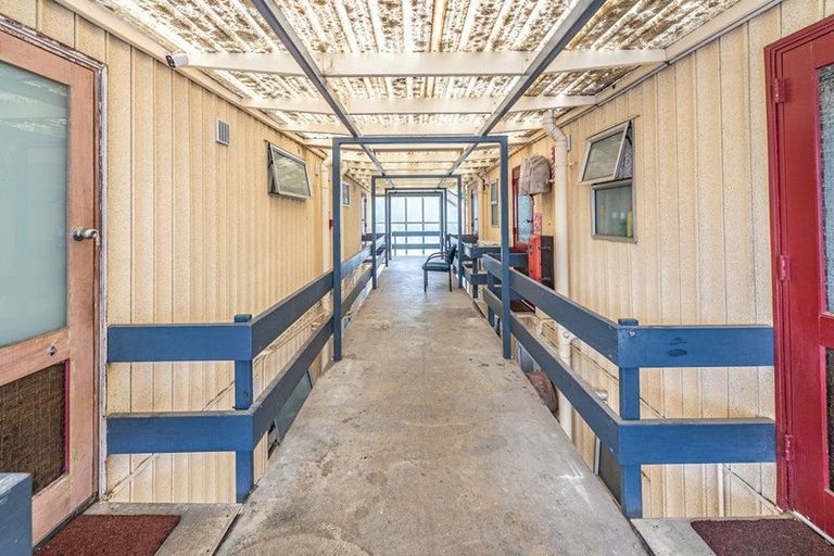 Photo of property in 1 Hurworth Place, College Estate, Whanganui, 4500