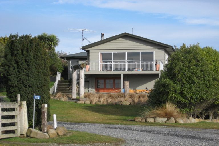 Photo of property in 225 Marama Avenue North, Otatara, Invercargill, 9879
