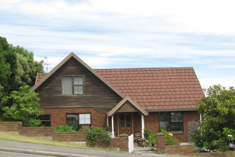 Photo of property in 96 Penruddock Rise, Westmorland, Christchurch, 8025