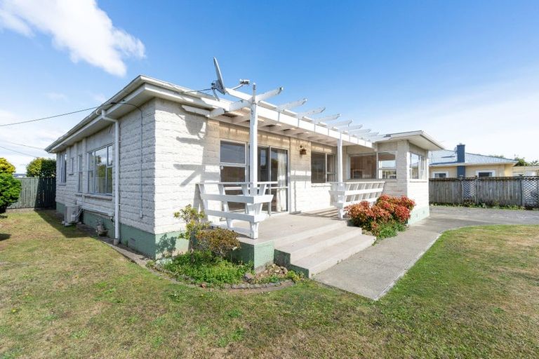 Photo of property in 35 York Street, Levin, 5510