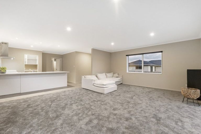 Photo of property in 12 Carrick Robertson Place, Waihi, 3610