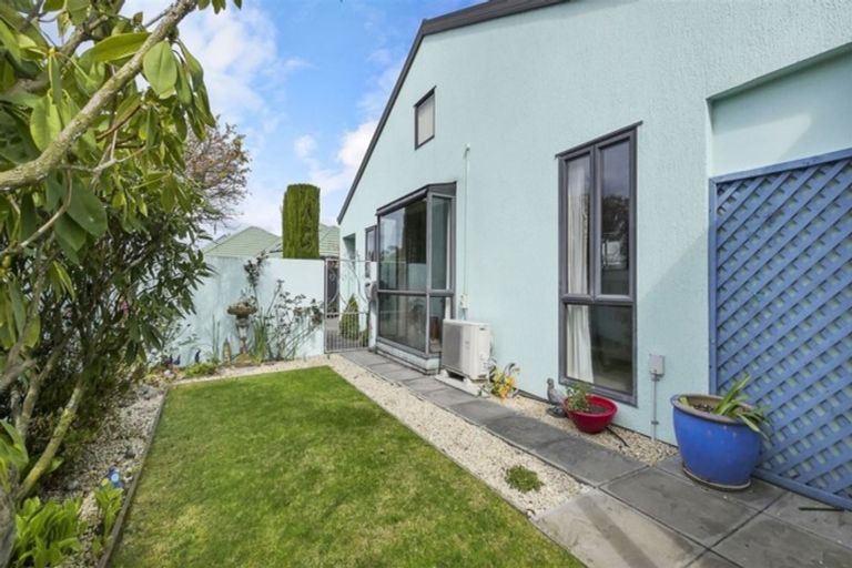 Photo of property in 1/66 Broadhaven Avenue, Parklands, Christchurch, 8083