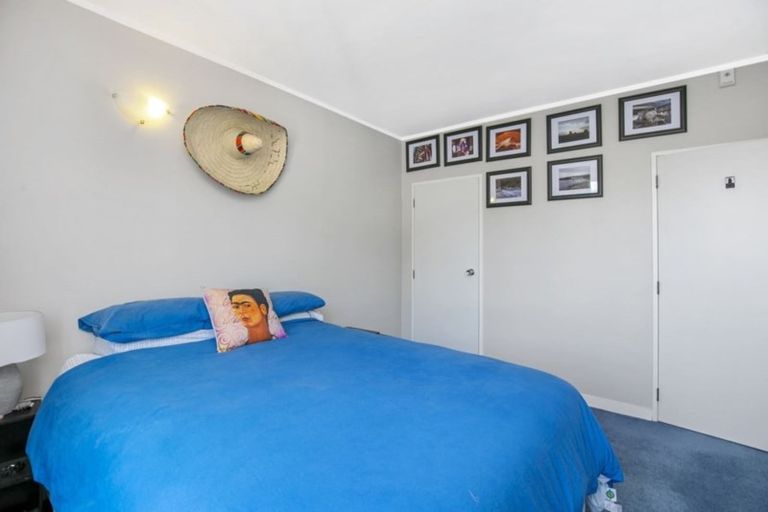 Photo of property in Hobson Court Flats, 84/70 Hobson Street, Thorndon, Wellington, 6011