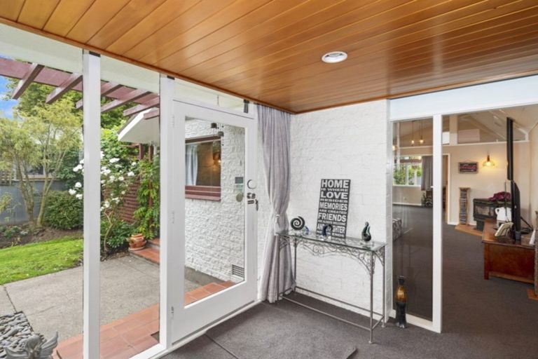 Photo of property in 34 Munro Street, Redwood, Christchurch, 8051