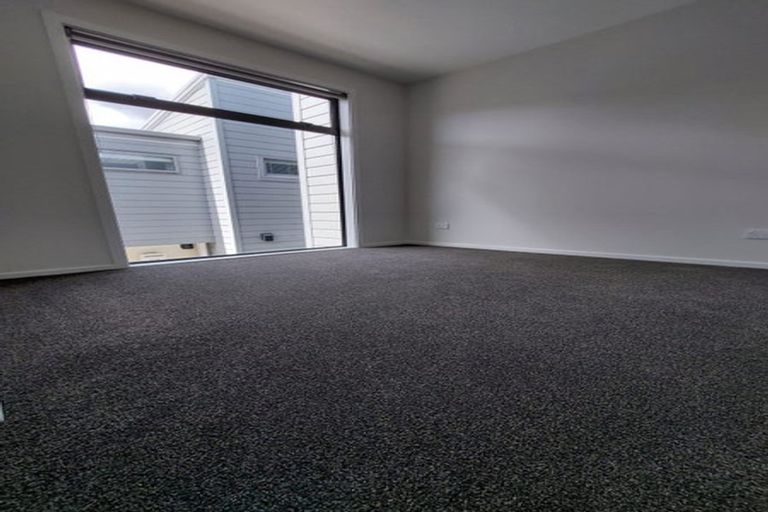 Photo of property in 8/5 Taine Street, Taita, Lower Hutt, 5011