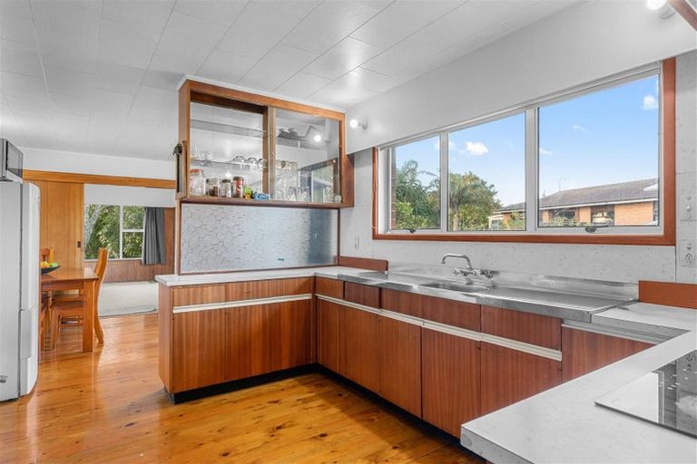 Photo of property in 15 Camellia Avenue, Ruakaka, 0116