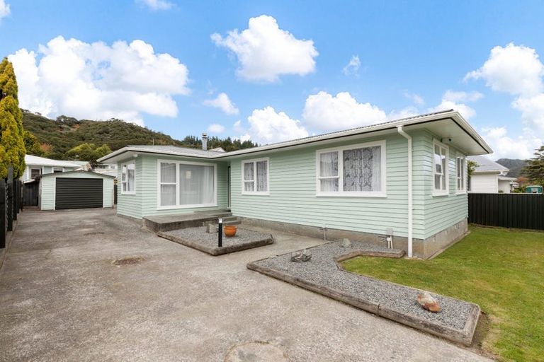 Photo of property in 46 Meremere Street, Wainuiomata, Lower Hutt, 5014